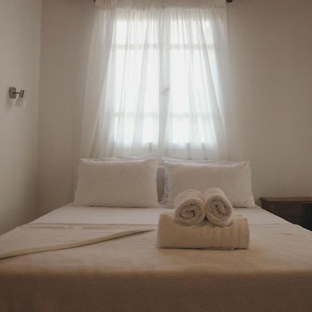 Kondilw Rooms Kalamitsi  Luaran gambar