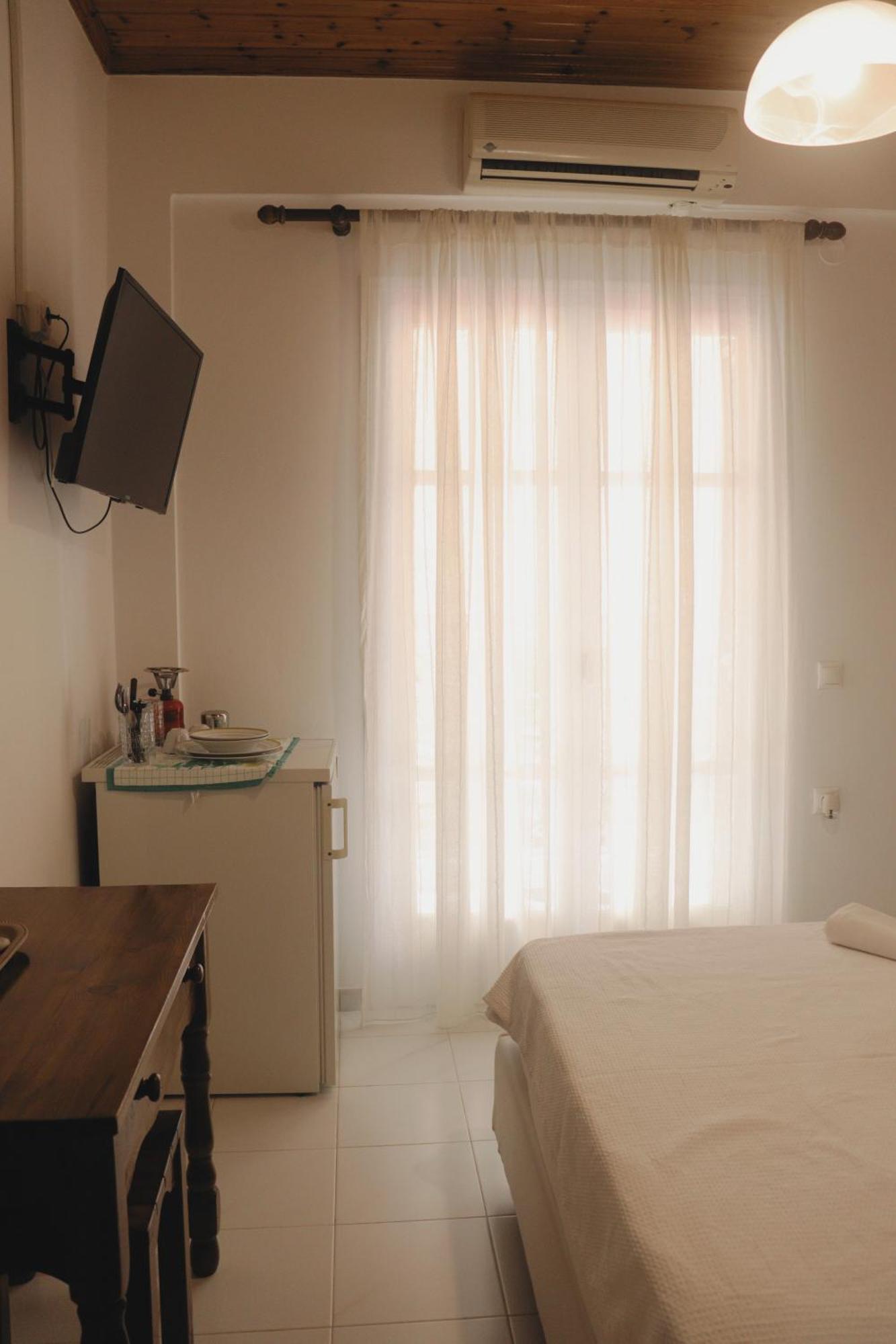 Kondilw Rooms Kalamitsi  Luaran gambar